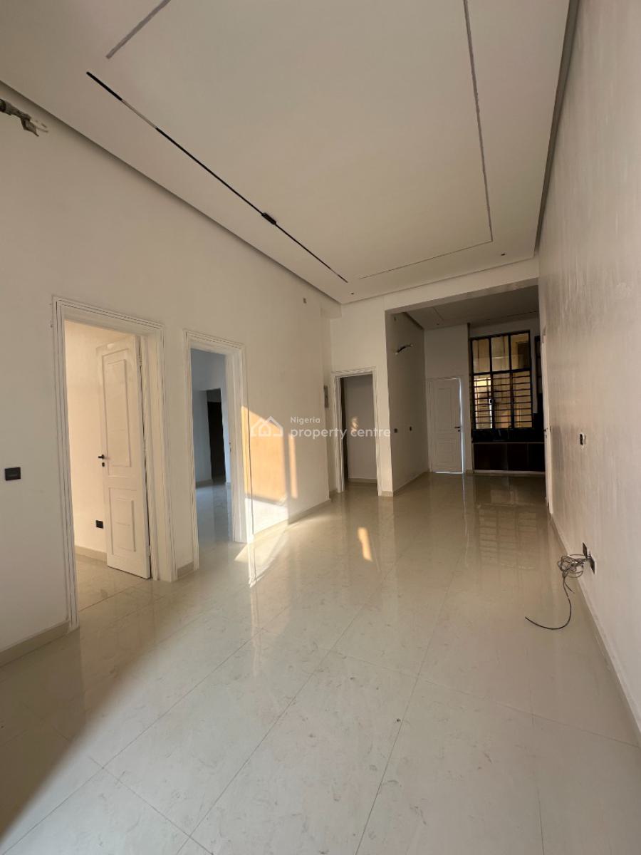 Brand New Luxury 3 Bedroom Service Apartment with Swimming Pool, Lekki Phase 1, Lekki, Lagos, Flat / Apartment for Sale