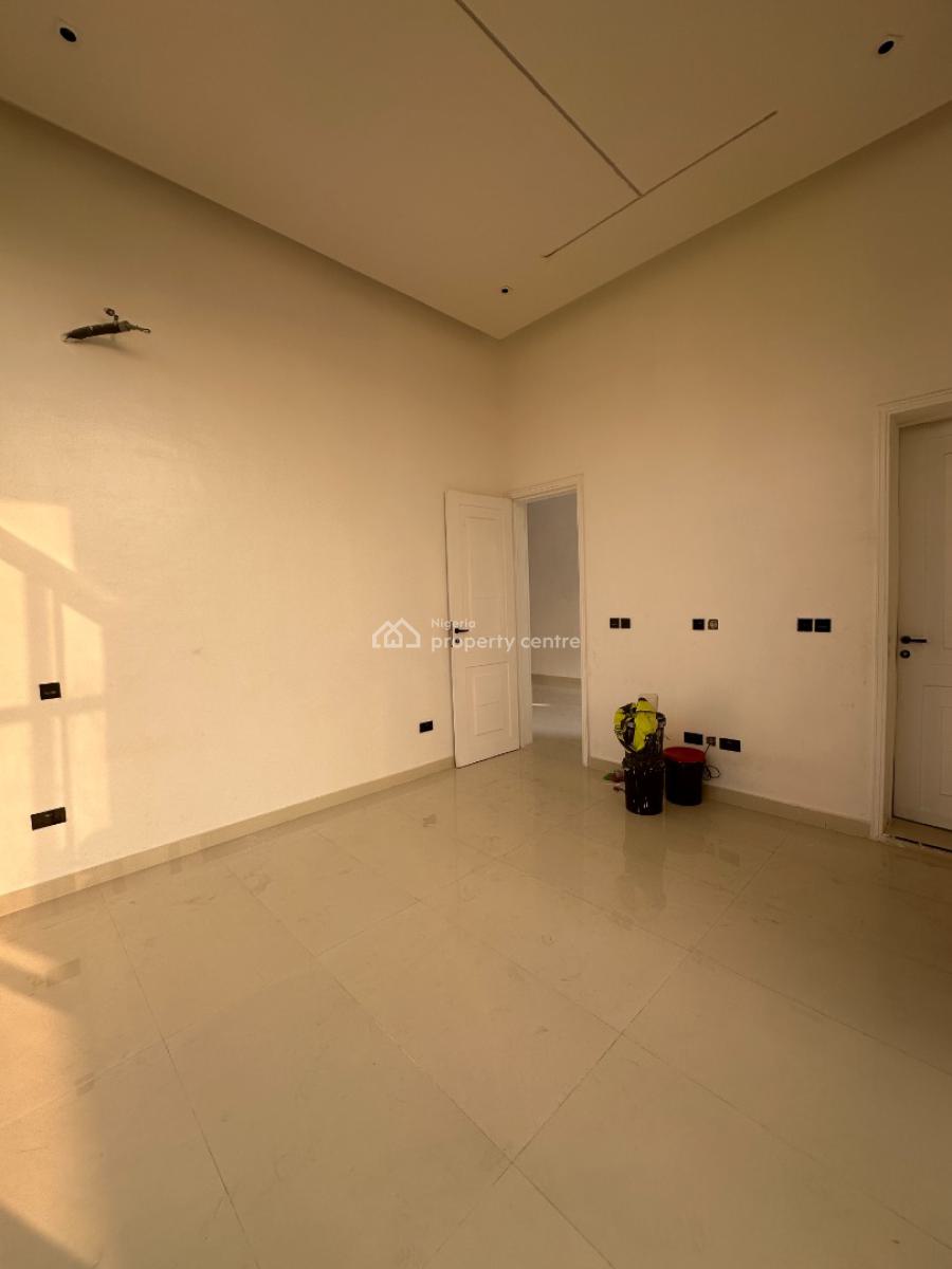 Brand New Luxury 3 Bedroom Service Apartment with Swimming Pool, Lekki Phase 1, Lekki, Lagos, Flat / Apartment for Sale