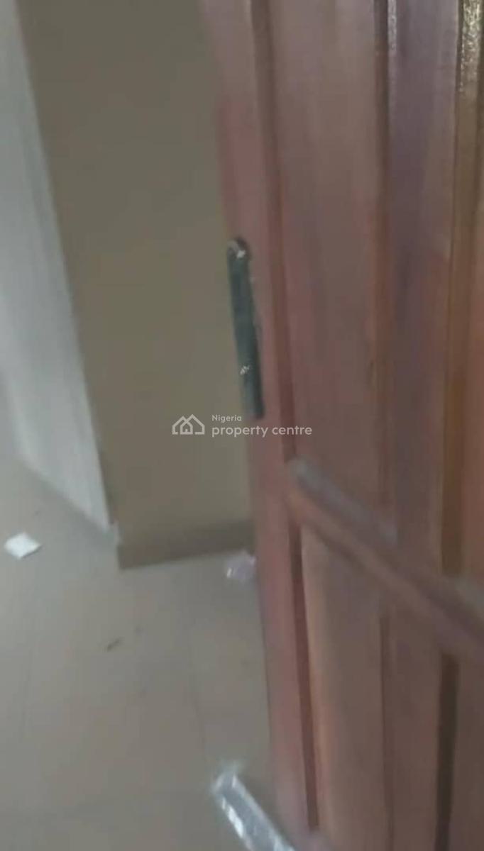 Lovely 2 Bedroom Flat, Off Adetola Road Aguda, Surulere, Lagos, Flat / Apartment for Rent