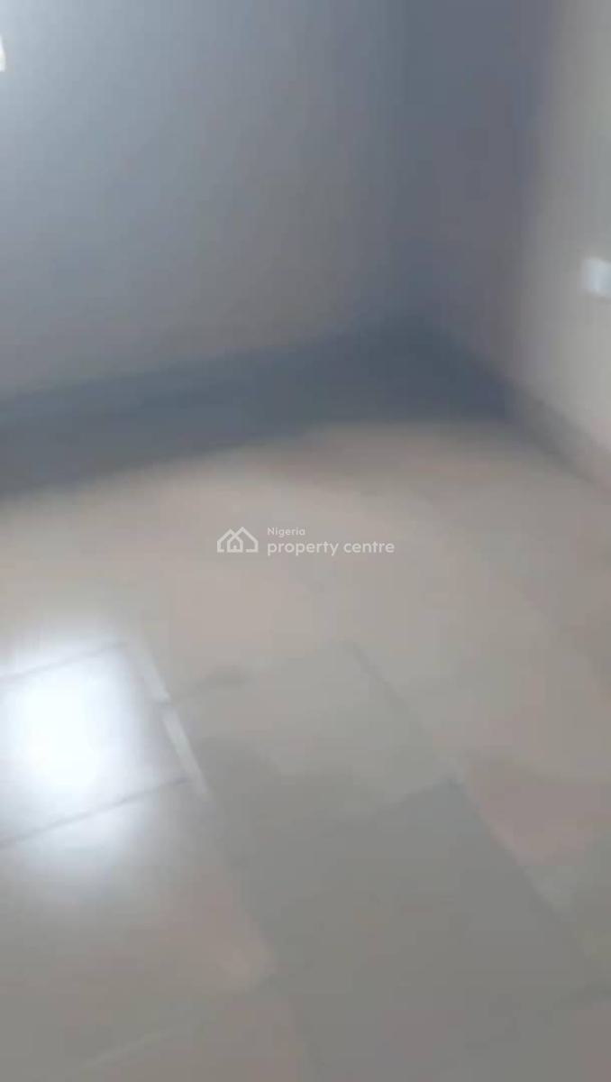 Lovely 2 Bedroom Flat, Off Adetola Road Aguda, Surulere, Lagos, Flat / Apartment for Rent