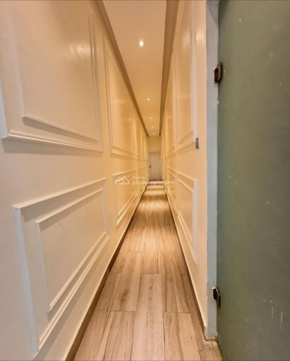 Beautiful 3 Bedroom Flat / Apartment with Bq., Bourdillon, Old Ikoyi, Ikoyi, Lagos, Flat / Apartment for Rent