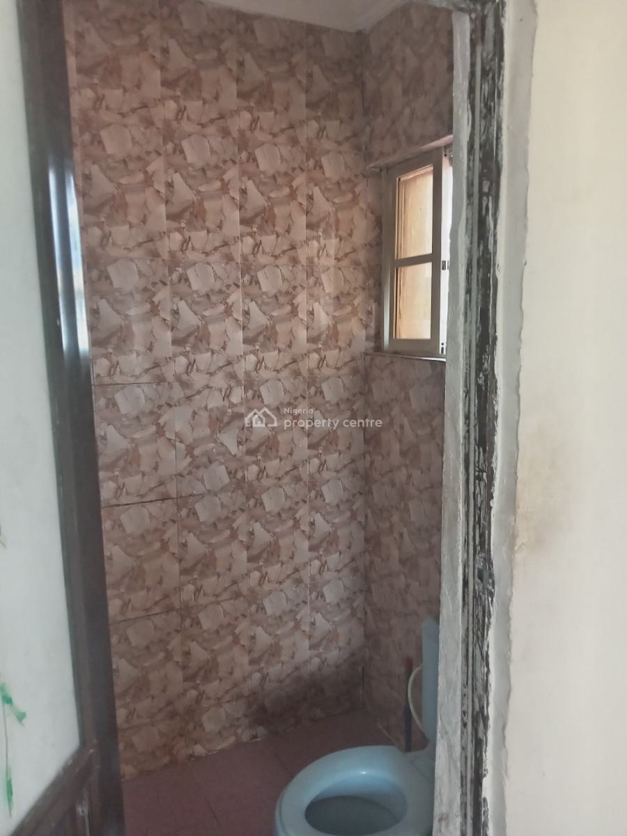 Single Room Self Contain Upstairs, Alashela Estate, Ogombo, Ajah, Lagos, Self Contain (single Rooms) for Rent