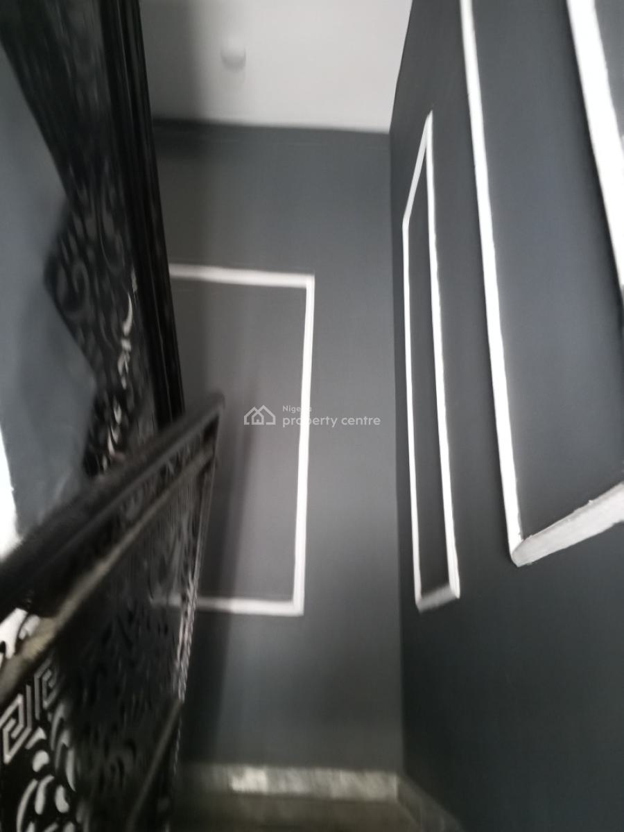 Luxury Newly Built 2 Bedroom, Divine Avenue Bucknor, Isolo, Lagos, Flat / Apartment for Rent