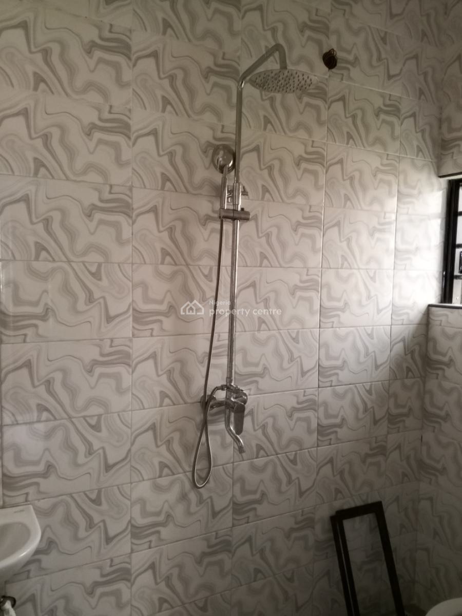 Luxury Newly Built 2 Bedroom, Divine Avenue Bucknor, Isolo, Lagos, Flat / Apartment for Rent