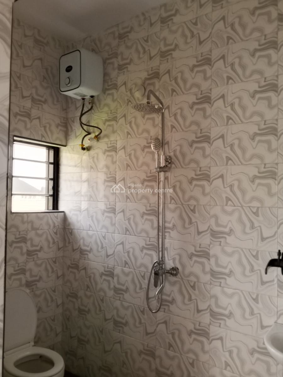 Luxury Newly Built 2 Bedroom, Divine Avenue Bucknor, Isolo, Lagos, Flat / Apartment for Rent