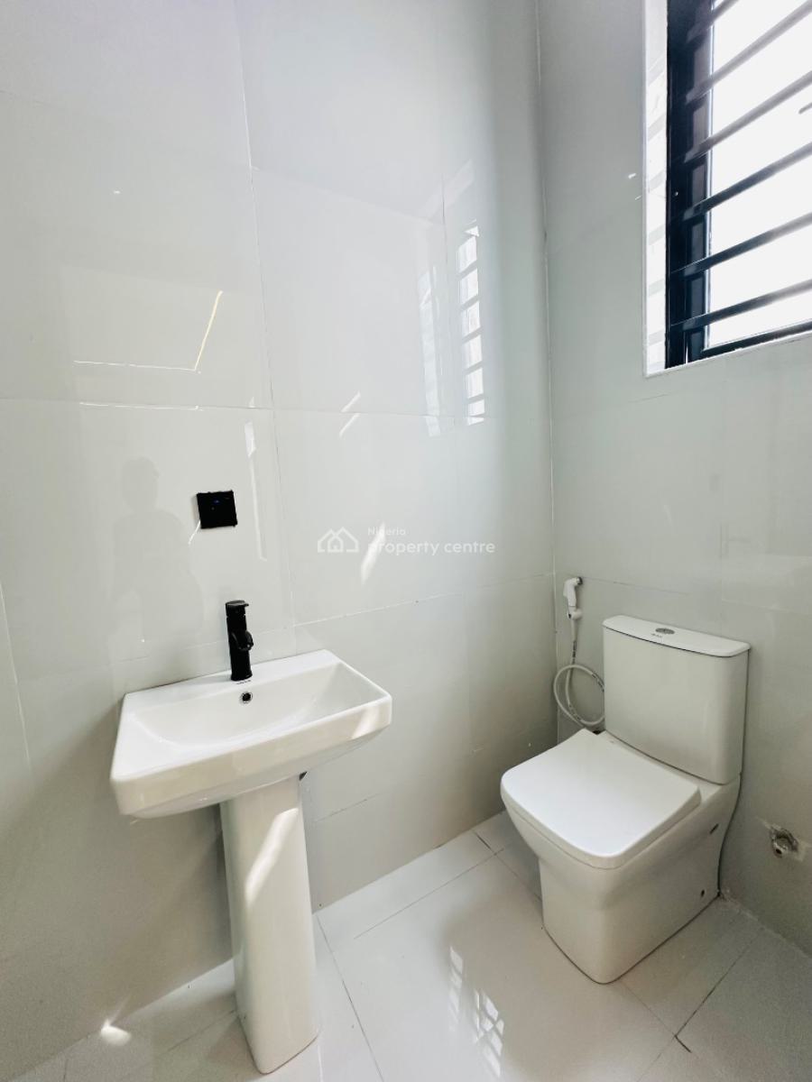 Elegantly Built 5 Bedroom Detached Duplex with Bq & Pool, Orchid, Lekki, Lagos, Detached Duplex for Sale