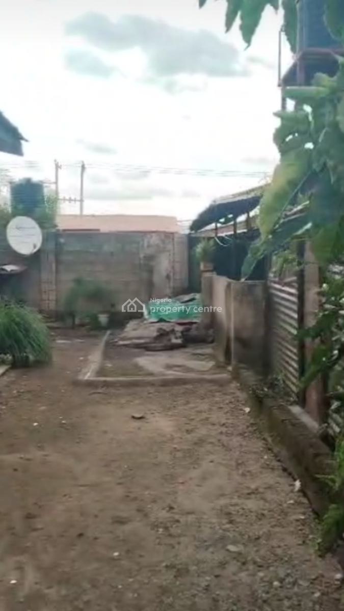 Standard 2 Bedrooms Detached Bungalow, Federal Housing, Inec Quarters, Kubwa, Abuja, Flat / Apartment for Sale