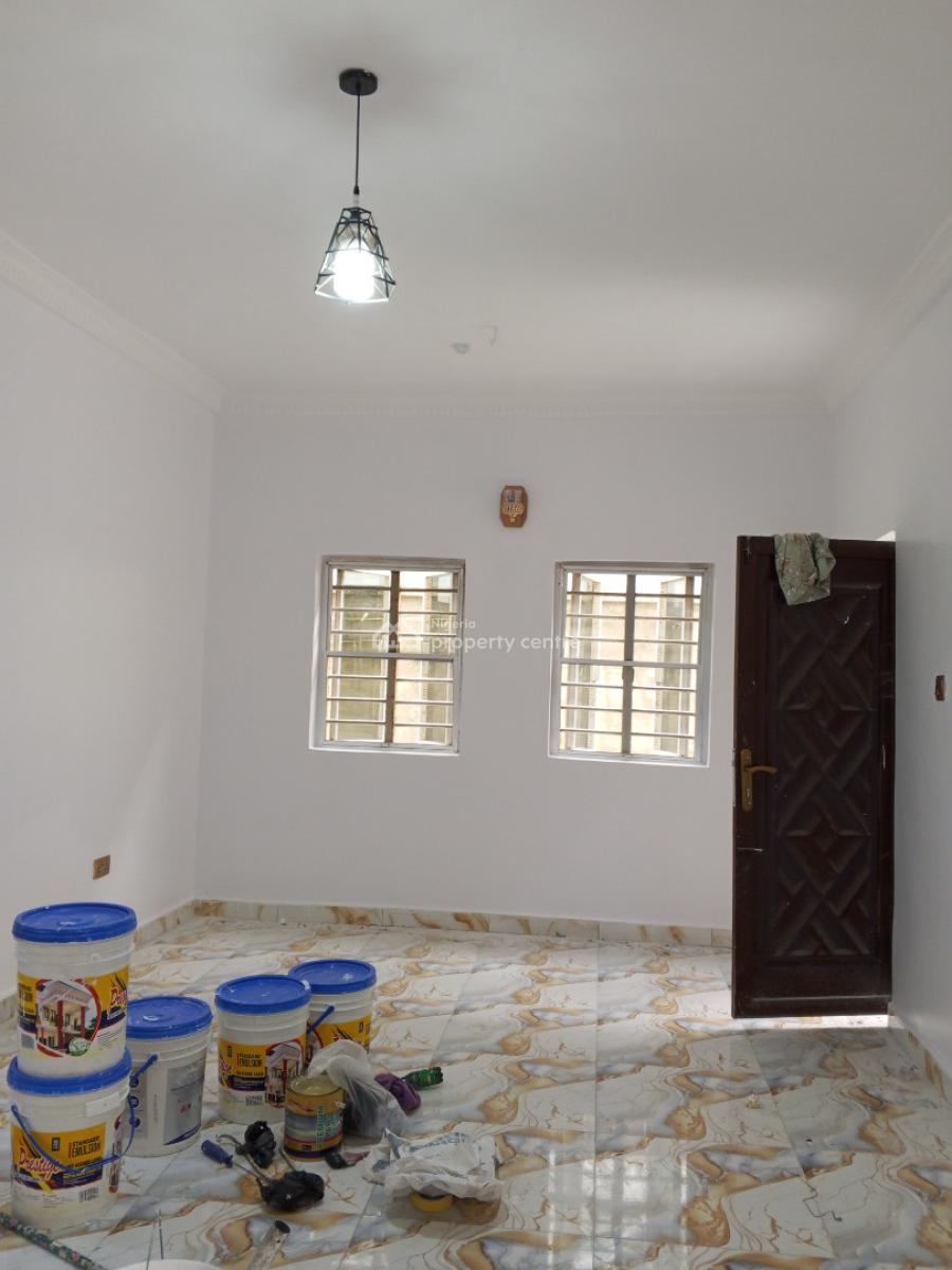 Newly Built 2 Bedroom, Transformer Bucknor, Isolo, Lagos, Flat / Apartment for Rent
