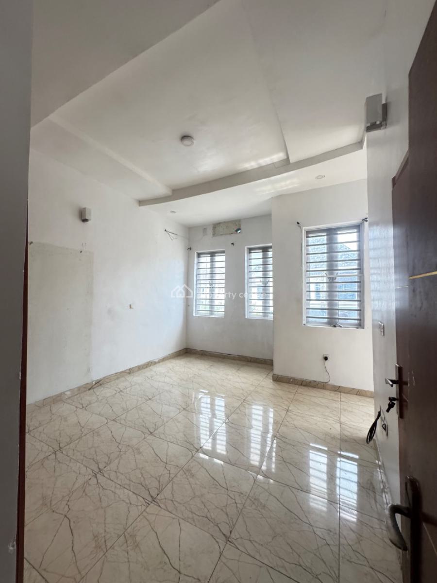 Nice Lovely 3 Bedroom Duplex Self Compound with Bq, Chevron, Lekki, Lagos, Semi-detached Duplex for Rent