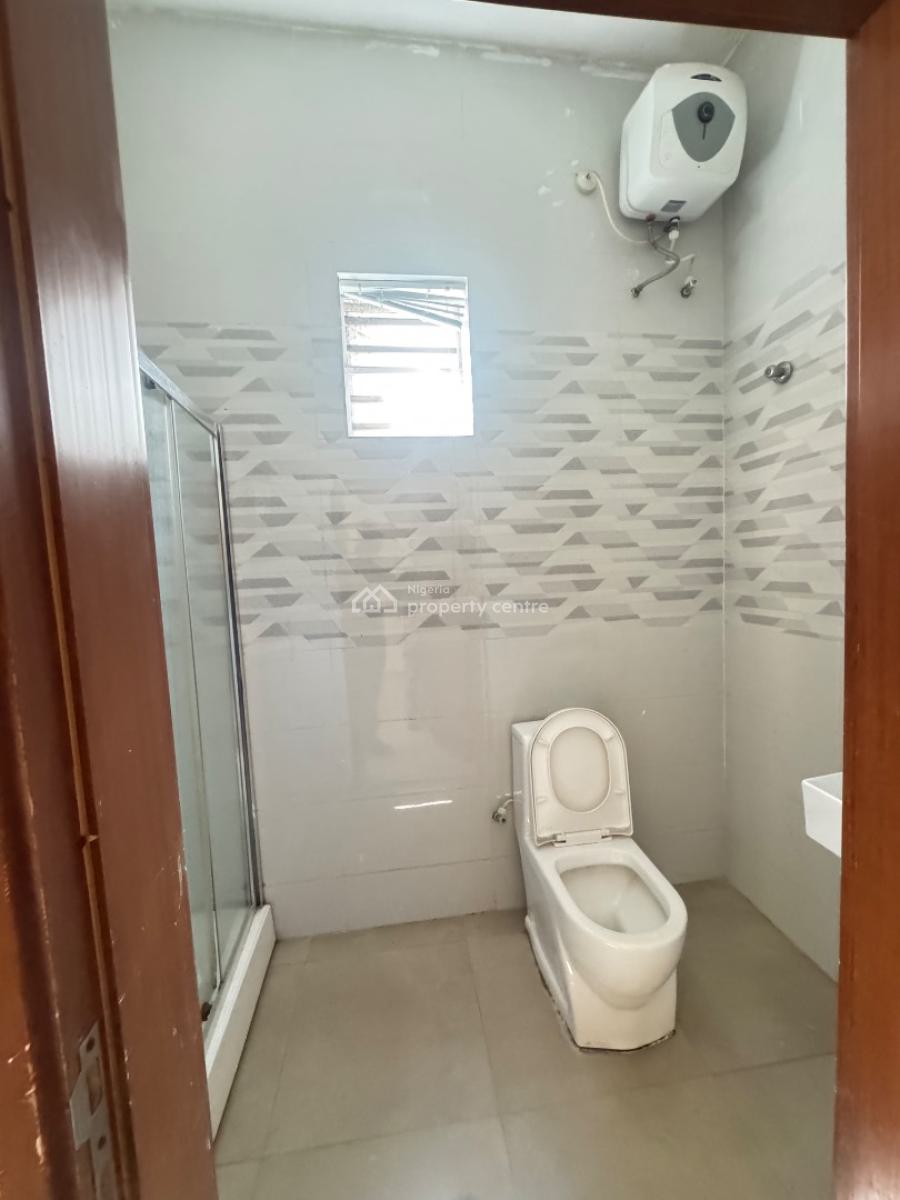 Nice Lovely 3 Bedroom Duplex Self Compound with Bq, Chevron, Lekki, Lagos, Semi-detached Duplex for Rent