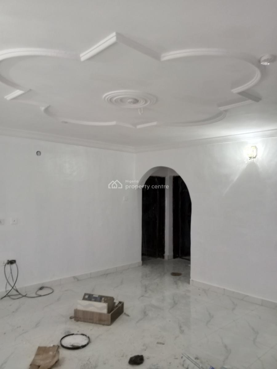Newly Built 2 Bedroom, Transformer Bucknor Estate, Isolo, Lagos, Flat / Apartment for Rent