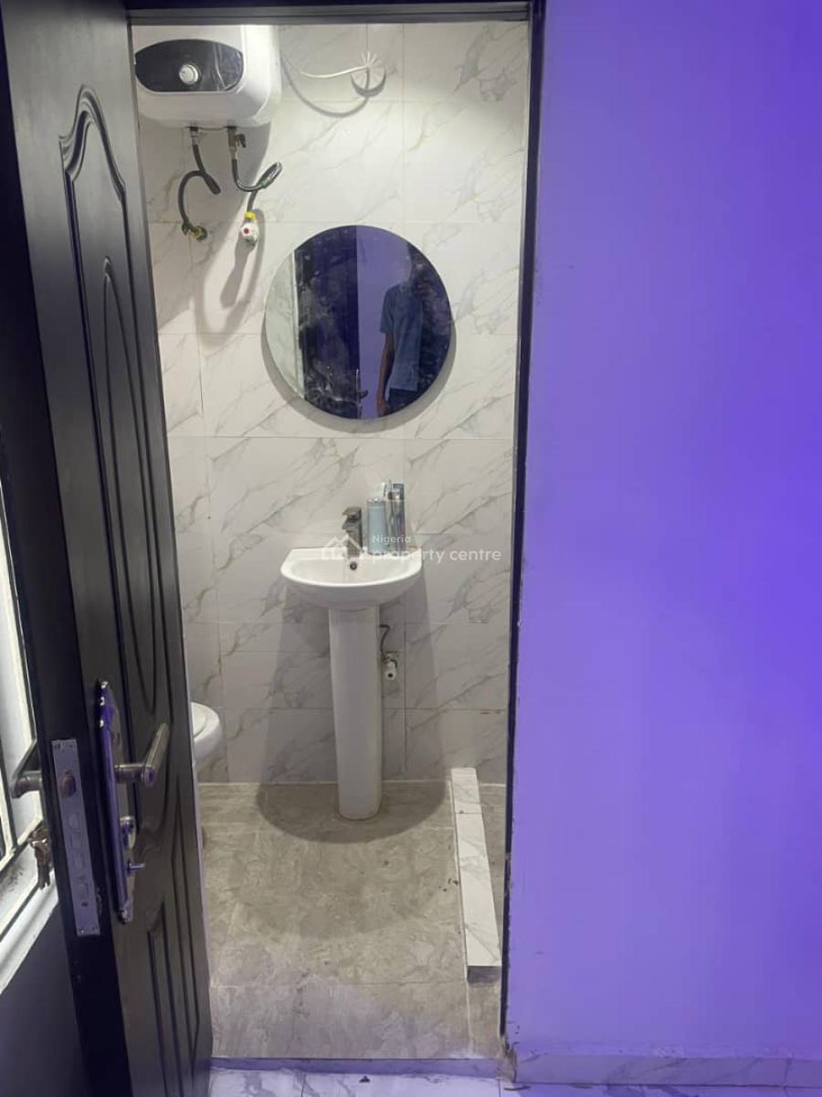 Newly Furnished 2 Bedroom Apartment, Anthony, Maryland, Lagos, Flat / Apartment Short Let