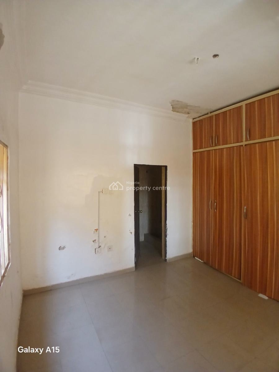 Well Spacious 4 Bedrooms Semidetached Duplex with 2 Living Rooms, Apo, Abuja, Semi-detached Duplex for Rent