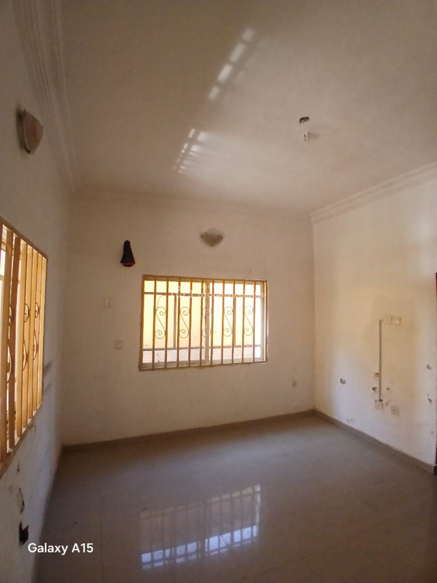 Well Spacious 4 Bedrooms Semidetached Duplex with 2 Living Rooms, Apo, Abuja, Semi-detached Duplex for Rent
