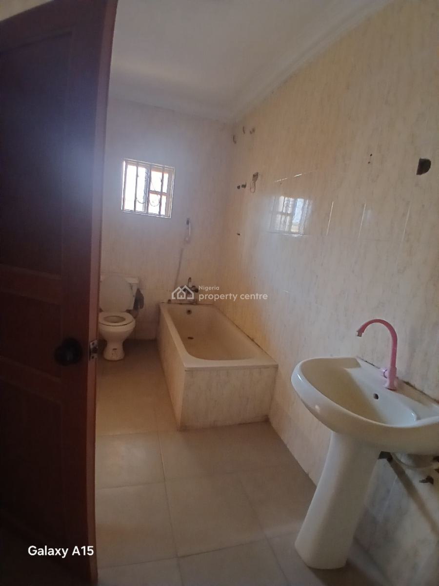 Well Spacious 4 Bedrooms Semidetached Duplex with 2 Living Rooms, Apo, Abuja, Semi-detached Duplex for Rent