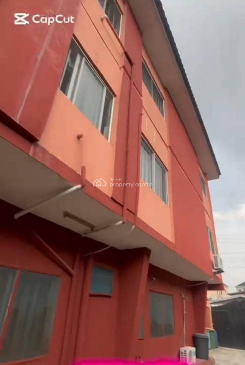 Lovely 2 Bedroom Flat, Shotayo Hughes Street,off Oduduwa Road Kilo Bus Stop, Surulere, Lagos, Flat / Apartment for Rent
