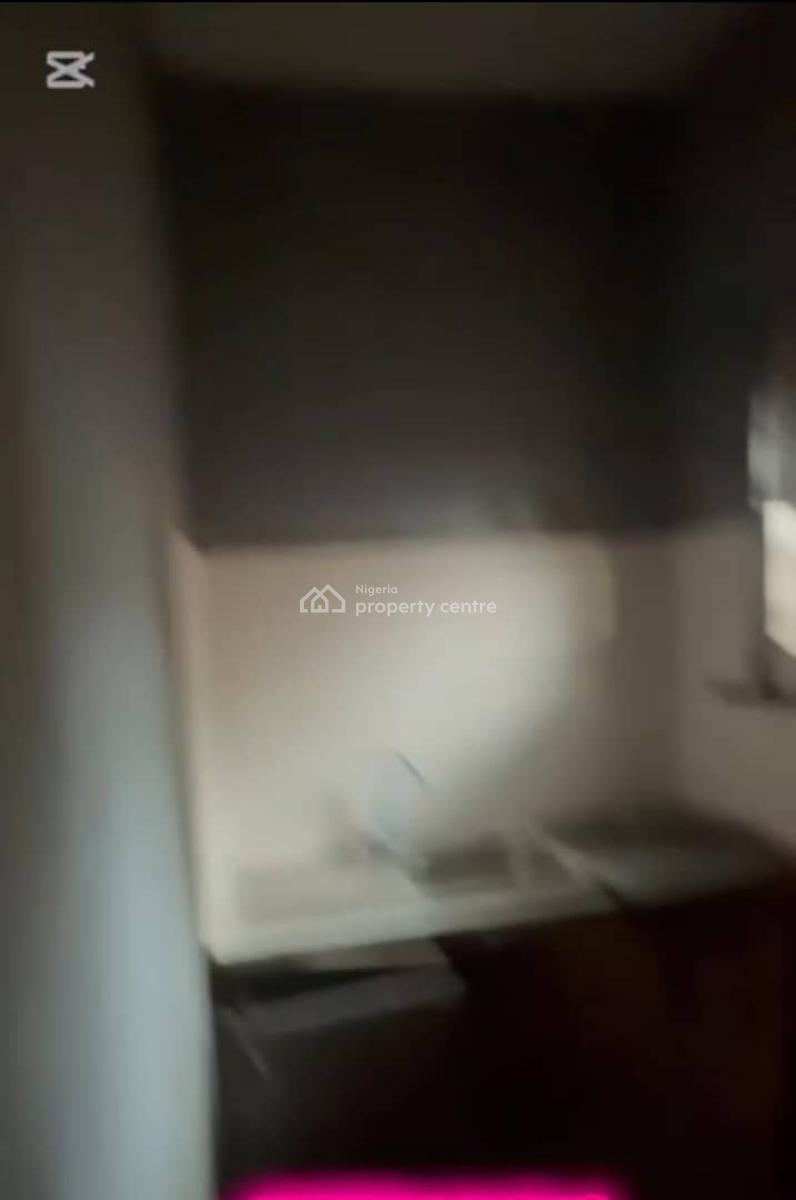 Lovely 2 Bedroom Flat, Shotayo Hughes Street,off Oduduwa Road Kilo Bus Stop, Surulere, Lagos, Flat / Apartment for Rent