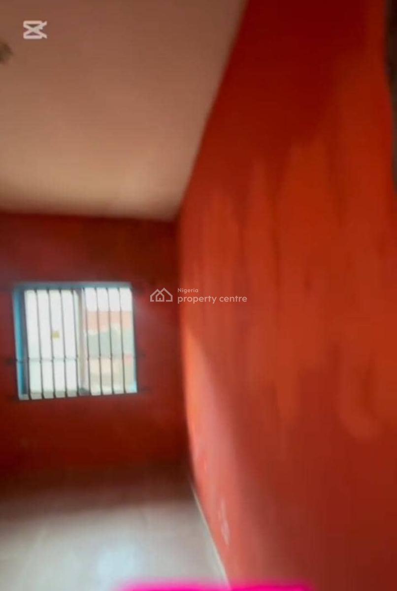 Lovely 2 Bedroom Flat, Shotayo Hughes Street,off Oduduwa Road Kilo Bus Stop, Surulere, Lagos, Flat / Apartment for Rent