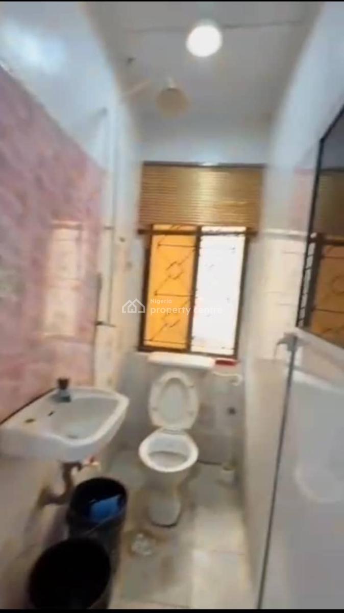 Lovely Sweet Mini Flat, Shodipe Street, Alagomeji, Yaba, Lagos, Mini Flat (room and Parlour) for Rent