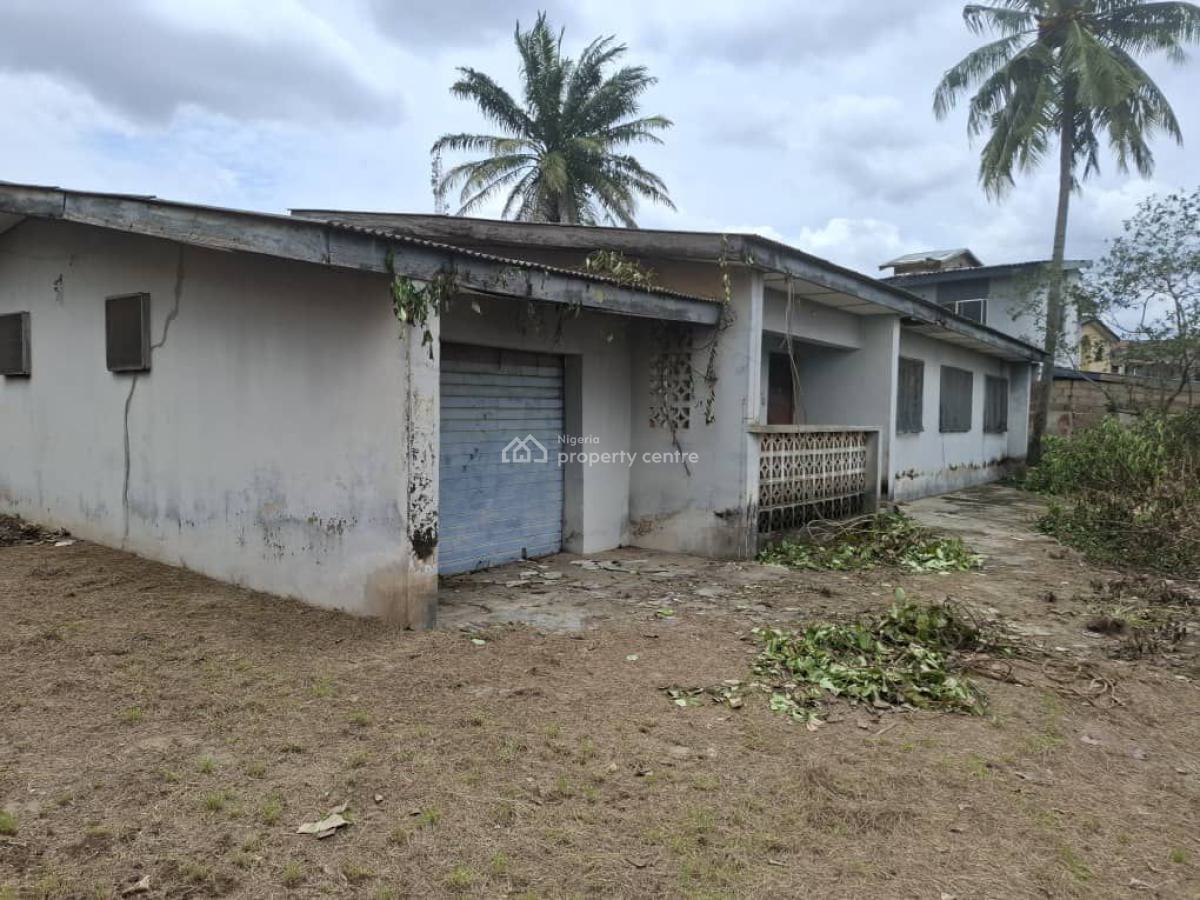 a 4 Bedroom Bungalow Sitting on Approximately 891sqm, Located Along Dejo Oyelese Street, Old Bodija, Ibadan, Oyo, House for Sale