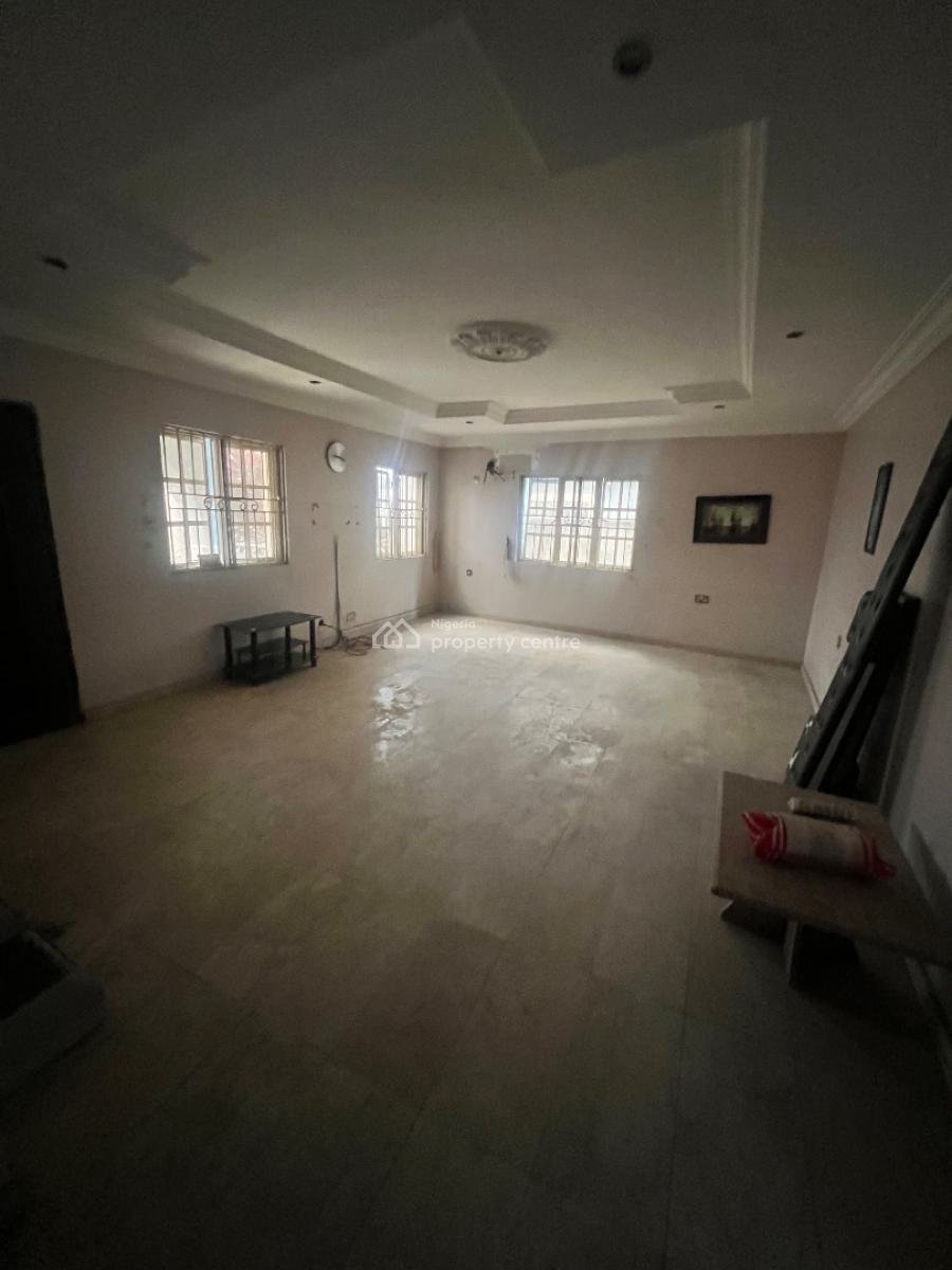 Spacious Multi-room Detached House + 2 Bqs  for Office/commercial Use, Canaan Estate, Sangotedo, Ajah, Lagos, Office Space for Rent