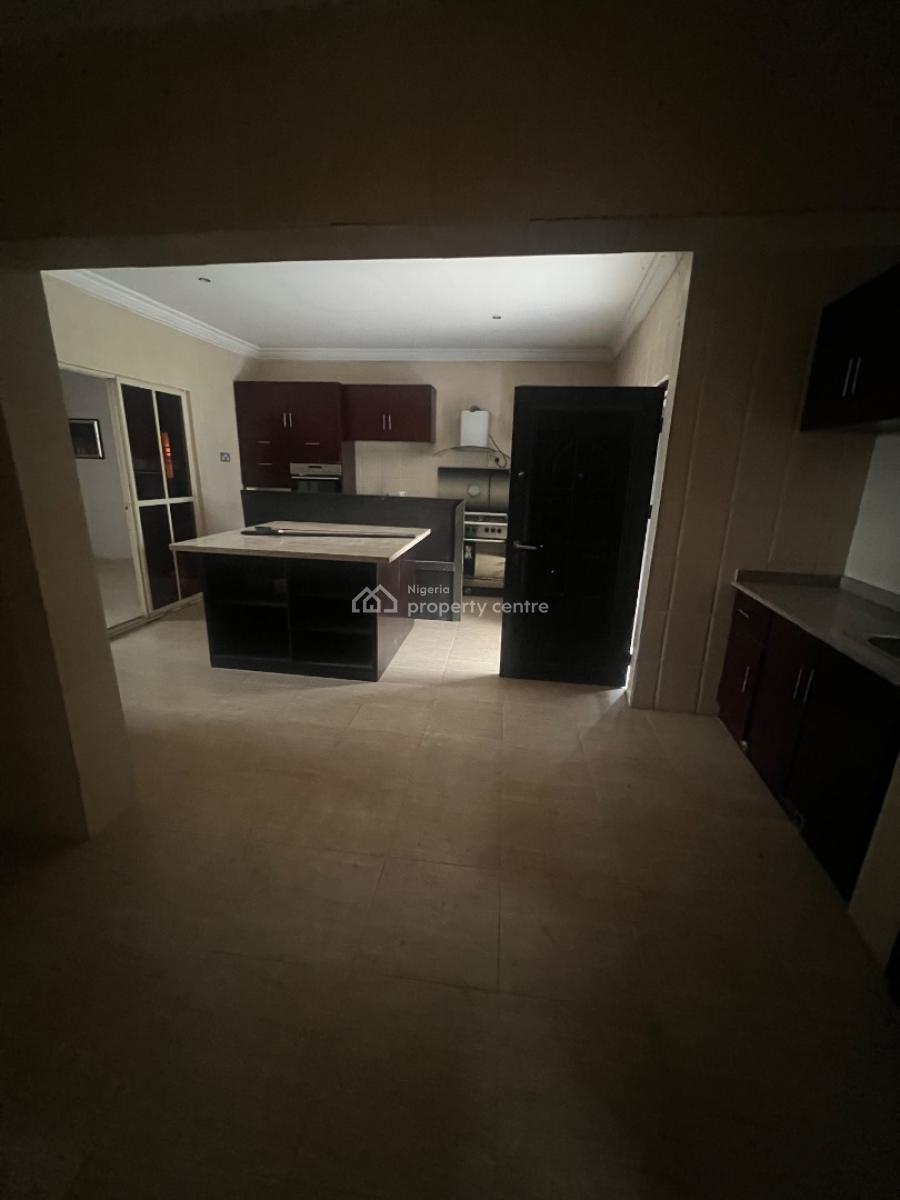 Spacious Multi-room Detached House + 2 Bqs  for Office/commercial Use, Canaan Estate, Sangotedo, Ajah, Lagos, Office Space for Rent