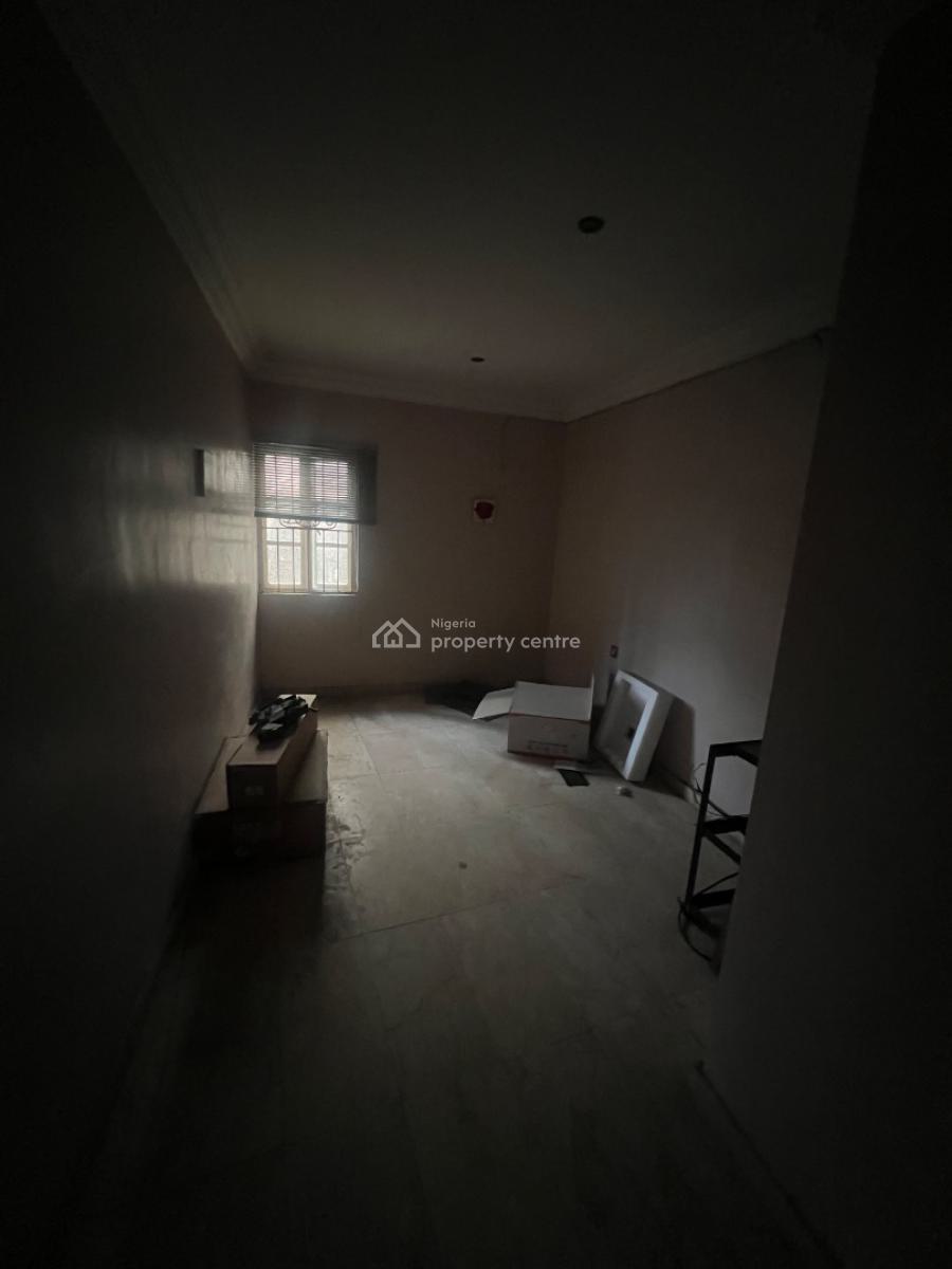 Spacious Multi-room Detached House + 2 Bqs  for Office/commercial Use, Canaan Estate, Sangotedo, Ajah, Lagos, Office Space for Rent