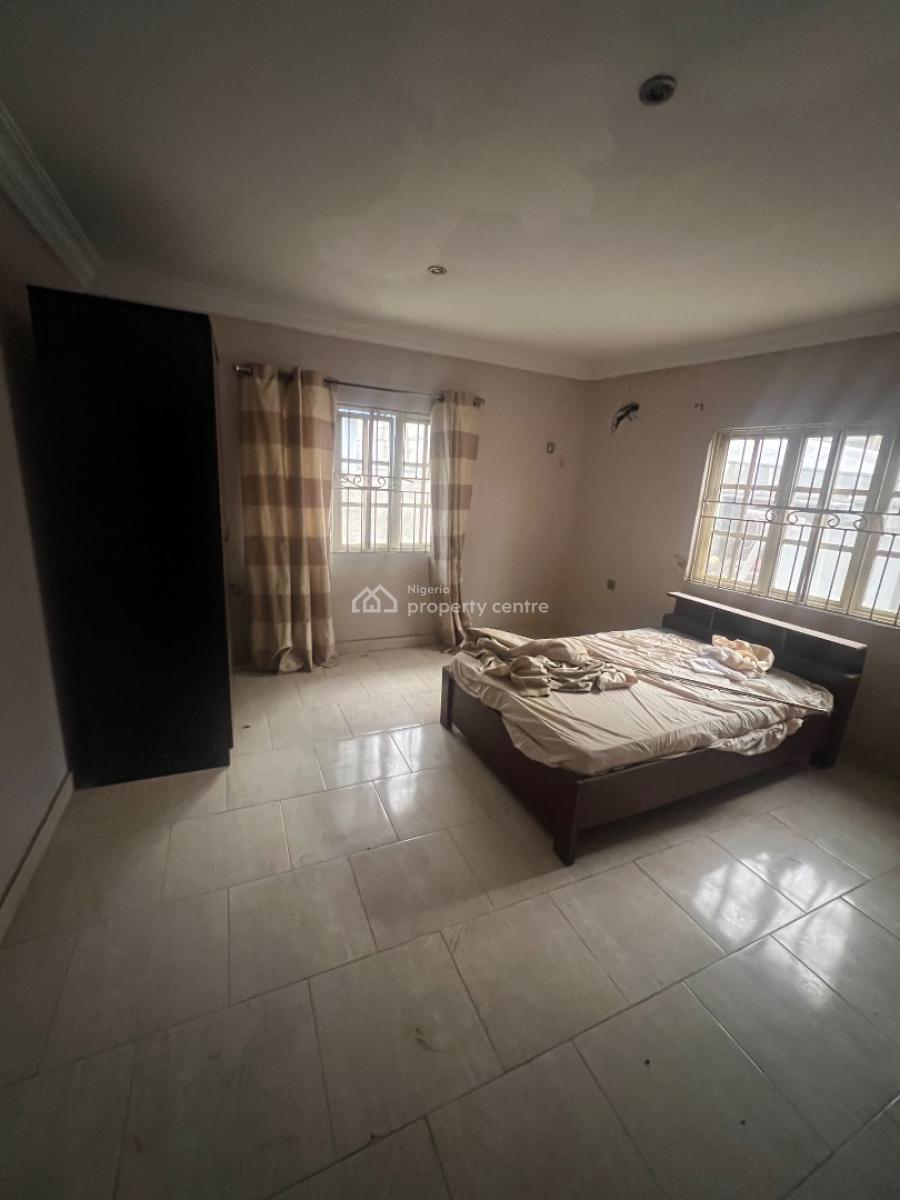 Spacious Multi-room Detached House + 2 Bqs  for Office/commercial Use, Canaan Estate, Sangotedo, Ajah, Lagos, Office Space for Rent