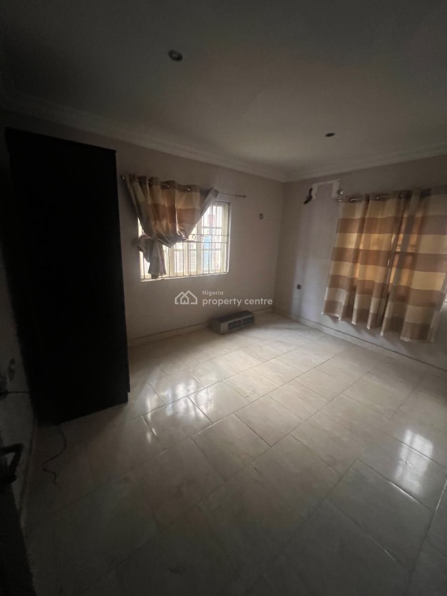 Spacious Multi-room Detached House + 2 Bqs  for Office/commercial Use, Canaan Estate, Sangotedo, Ajah, Lagos, Office Space for Rent