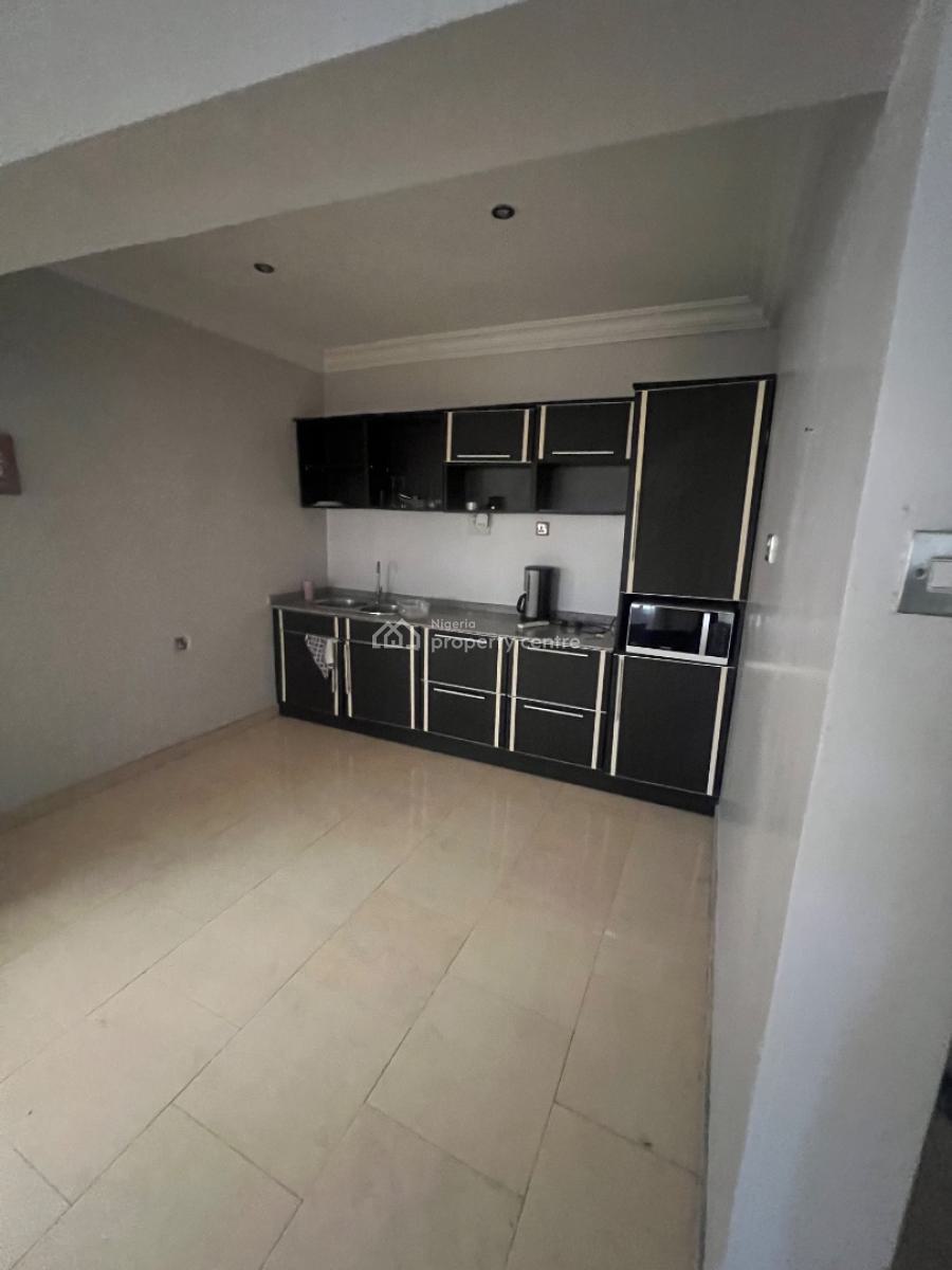 Spacious Multi-room Detached House + 2 Bqs  for Office/commercial Use, Canaan Estate, Sangotedo, Ajah, Lagos, Office Space for Rent