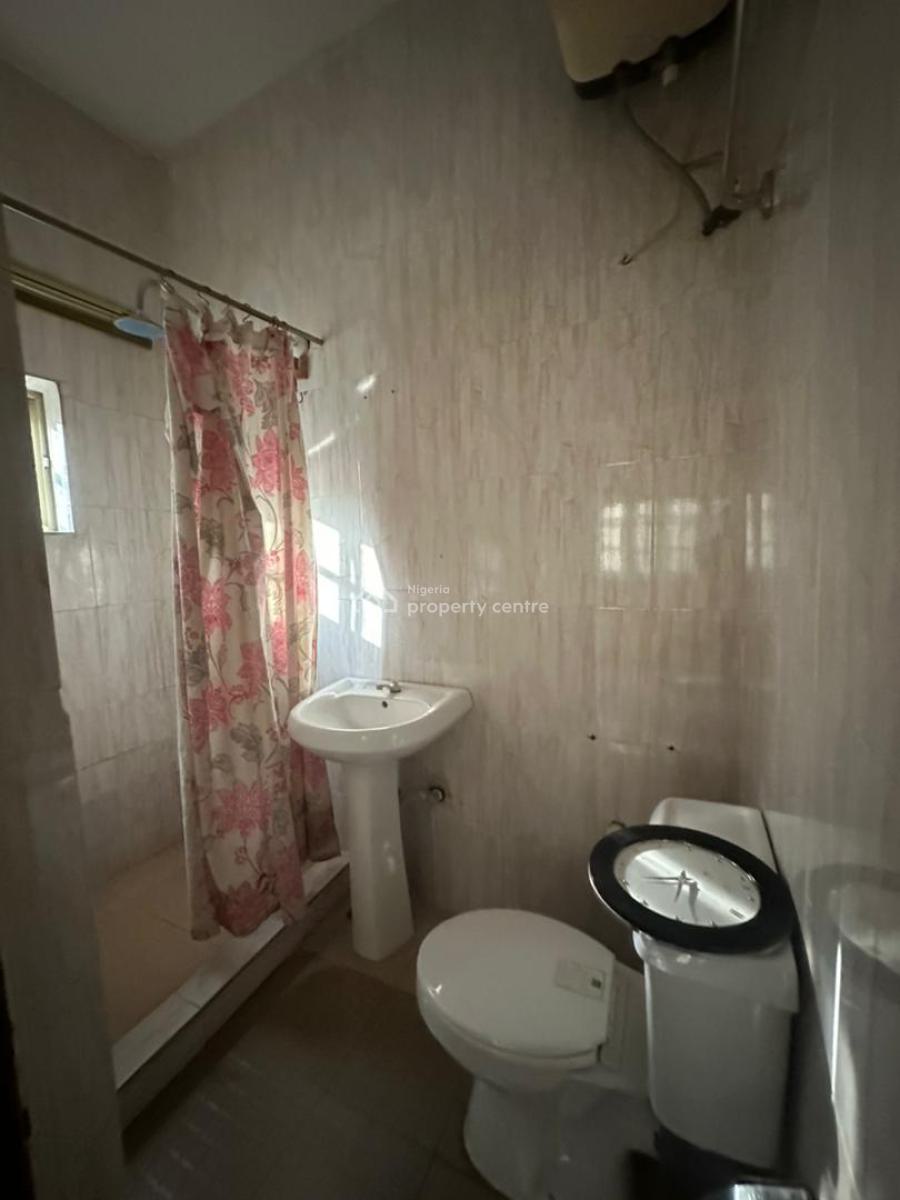 Decent 3 Bedroom Flat, Harmony Estate, Gra Phase 1, Magodo, Lagos, Flat / Apartment for Rent