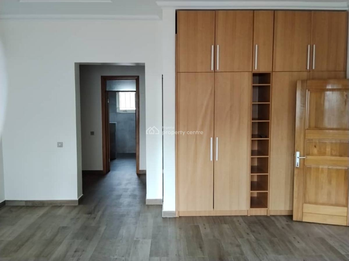 a Well-finished 4br Townhouse with a Fitted Kitchen and Staff Quarters, Off Macpherson Road, Old Ikoyi, Ikoyi, Lagos, House for Rent