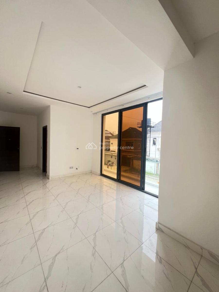 Contemporary 3 Bedroom Apartment Suitable for Investment, Lekki Phase 1, Lekki, Lagos, Flat / Apartment for Sale