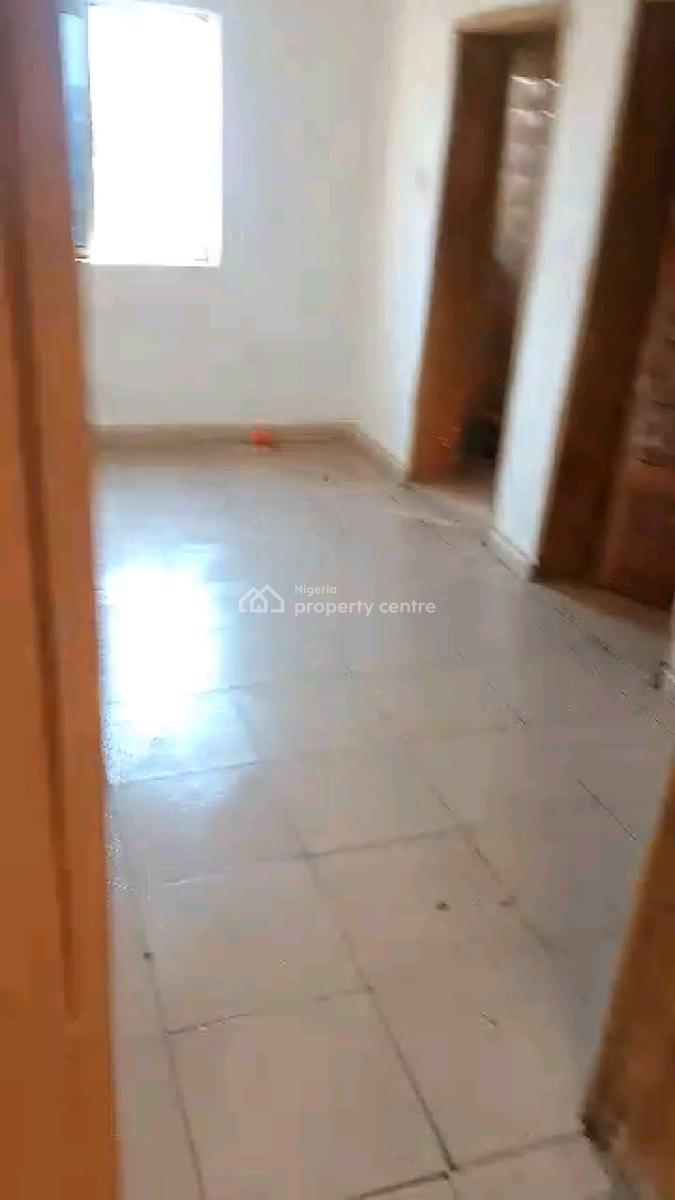 Very Big and Lovely  Miniflat Upstairs 2t,1b,, Ogudu, Lagos, Mini Flat (room and Parlour) for Rent