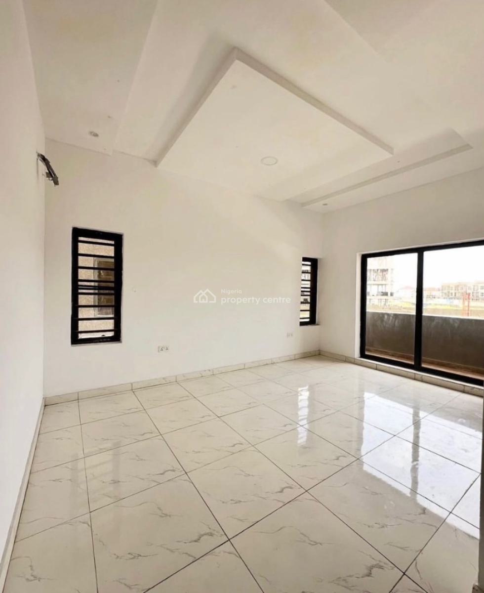 Luxury 2 Bedroom Apartment, Lekki Phase 1, Lekki, Lagos, Block of Flats for Sale