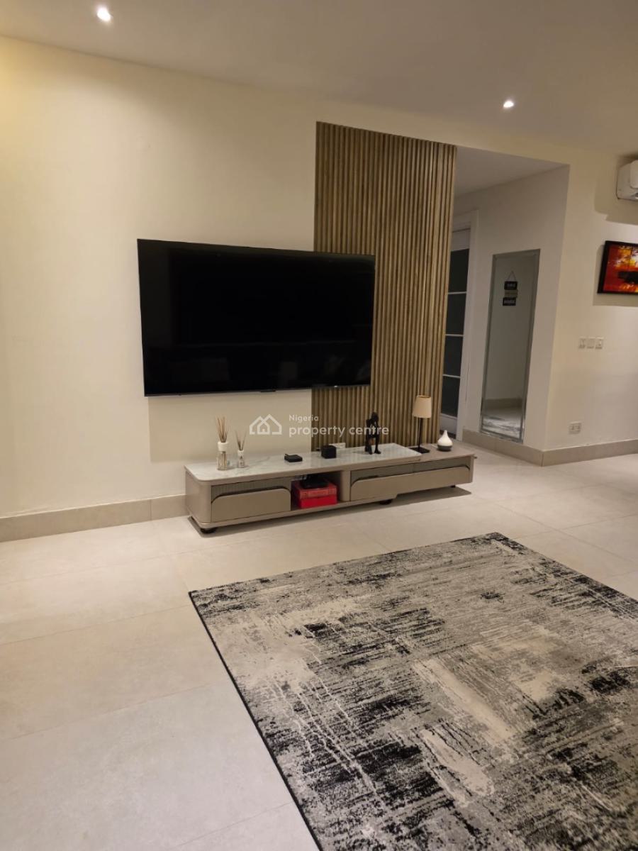 Tastefully Finished Cozy 1-bedroom Apartment with a Study, Gym, Pool, Victoria Island (vi), Lagos, Flat / Apartment for Sale