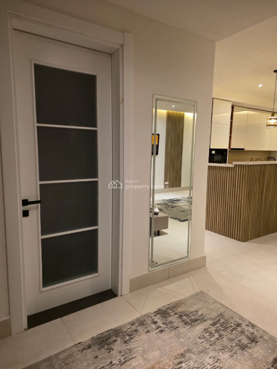 Tastefully Finished Cozy 1-bedroom Apartment with a Study, Gym, Pool, Victoria Island (vi), Lagos, Flat / Apartment for Sale