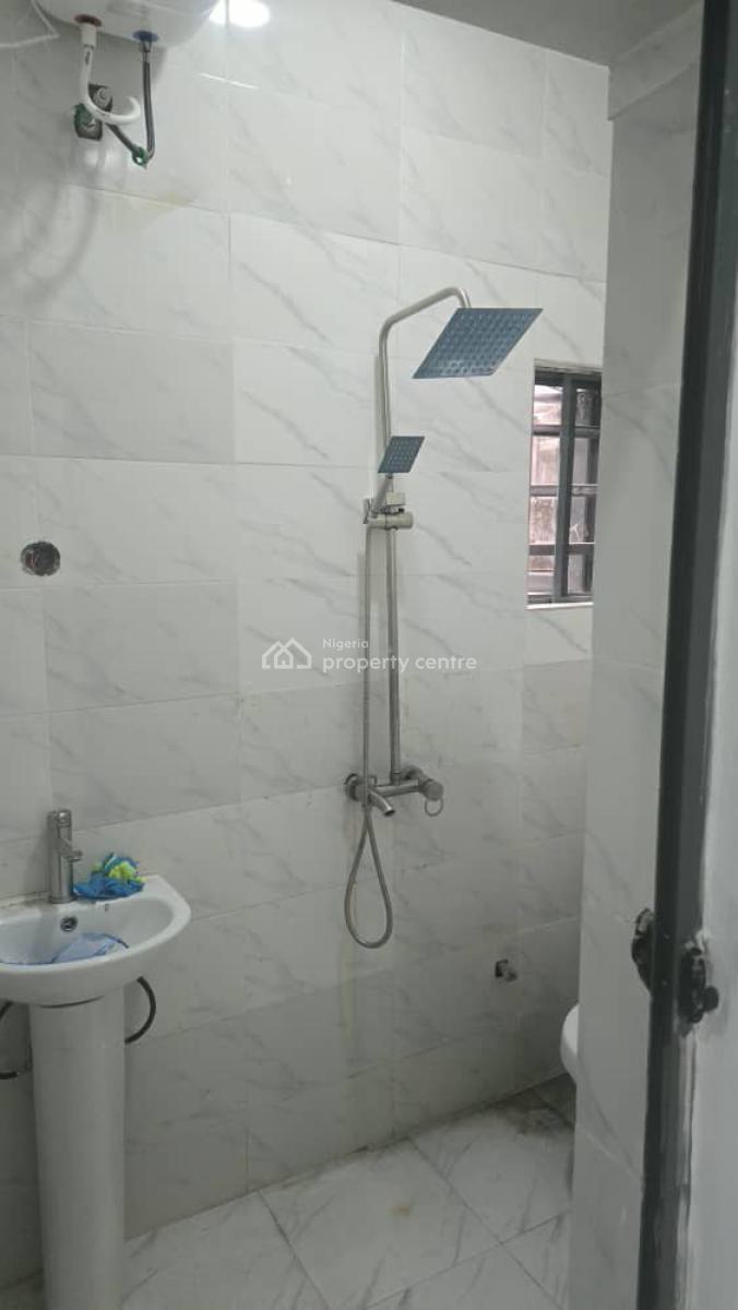 Luxury 2 Bedroom Apartment with Excellent Facility, Ogombo, Ogombo, Ajah, Lagos, Flat / Apartment for Rent