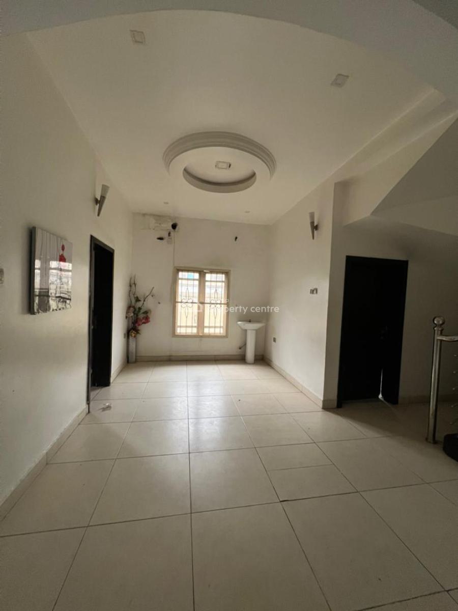 a Master Room Shared Apartment, Ikota, Lekki, Lagos, Flat / Apartment for Rent