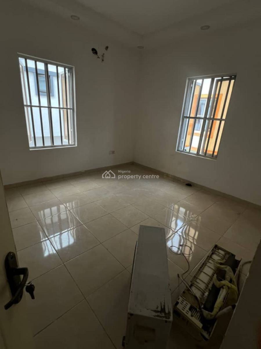 Spacious Self-contain Bedroom with Fitted Kitchen, Balcony Shared, Osapa, Lekki, Lagos, Self Contain (single Rooms) for Rent