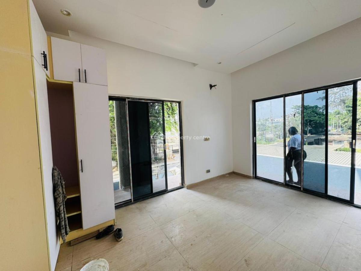 (direct Brief) 3 Bedroom Apartments with Bq, Oduduwa Crescent, Ikeja Gra, Ikeja, Lagos, Flat / Apartment for Sale