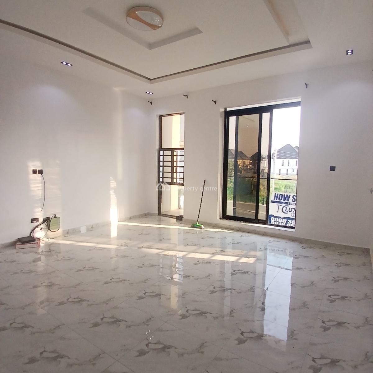 Best Buy 4 Bedroom Semi-detached Duplex with Bq, Chevron Toll Gate, Orchid Road, Lekki, Lagos, Semi-detached Duplex for Sale