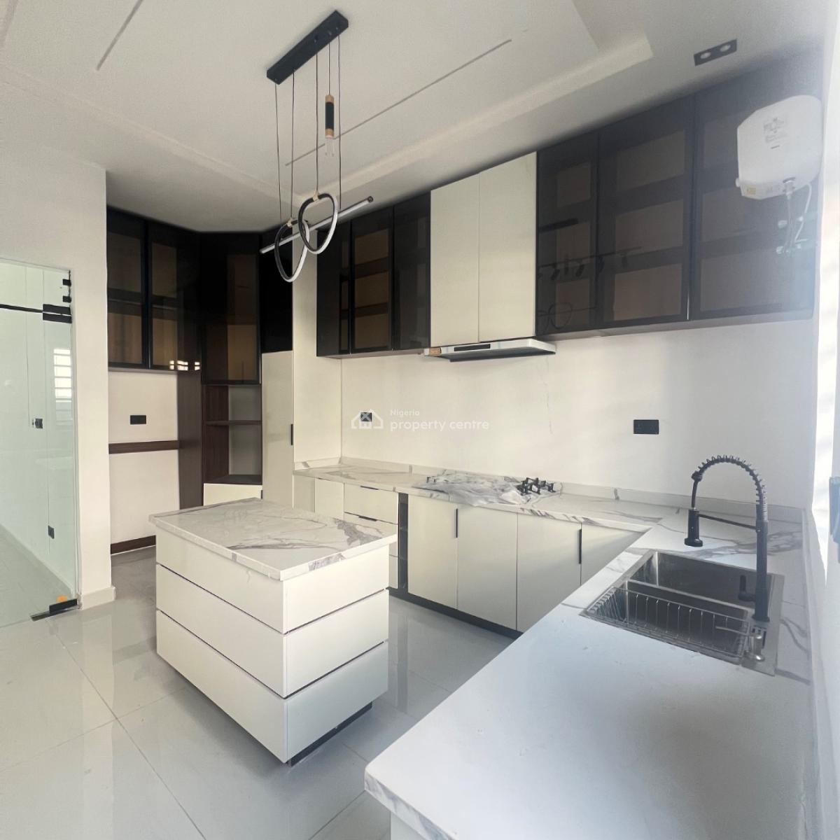 4 Bedroom  & Bq, Ajah, Lagos, Detached Duplex for Sale