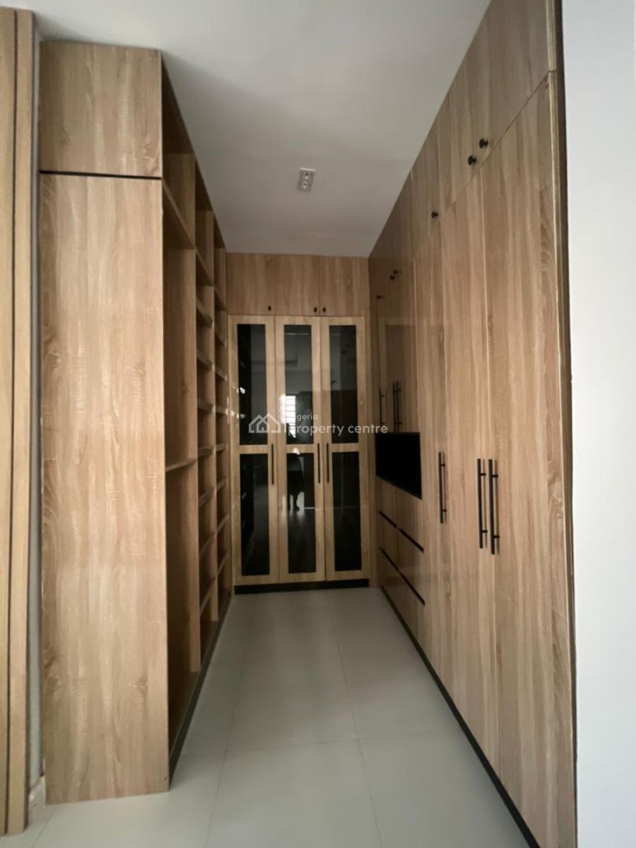 Lovely 5 Bedroom Fully Detached Duplex with Very Spacious Compound, Vgc, Lekki, Lagos, Detached Duplex for Sale