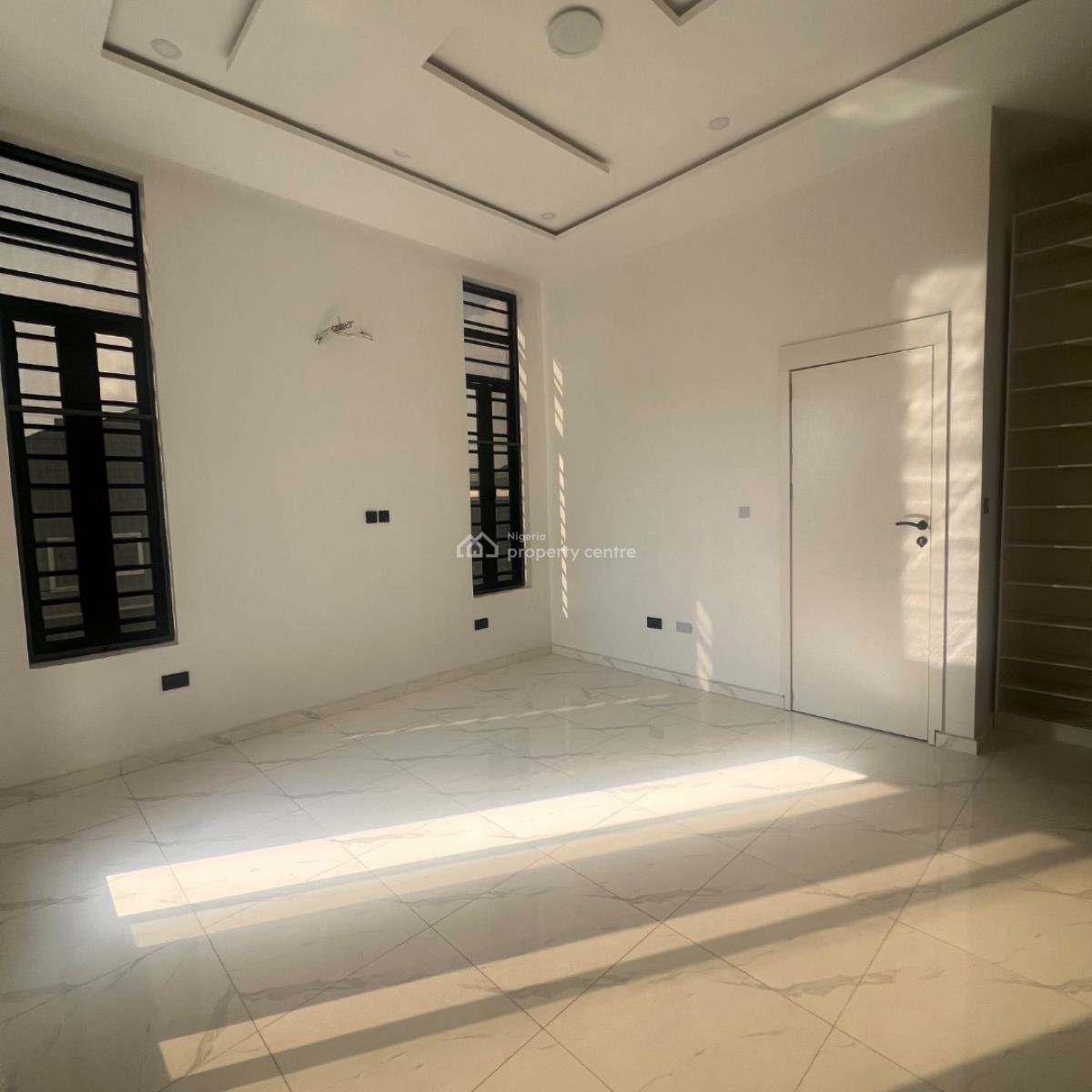 4 Bed& Bq  130 Million, Ajah, Lagos, Semi-detached Duplex for Sale