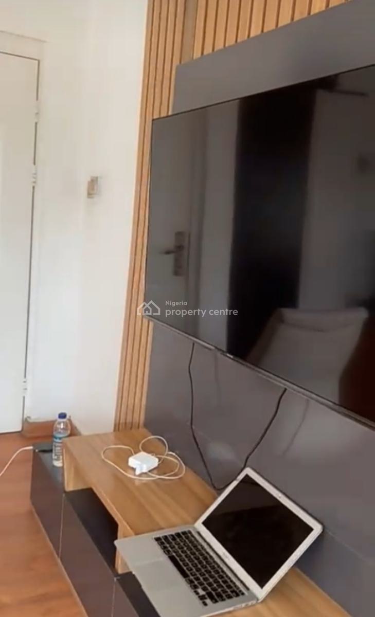 Furnished Master Bedroom Apartment with Balcony, Chevy View Estate Chevron, Lekki, Lagos, Flat / Apartment Short Let