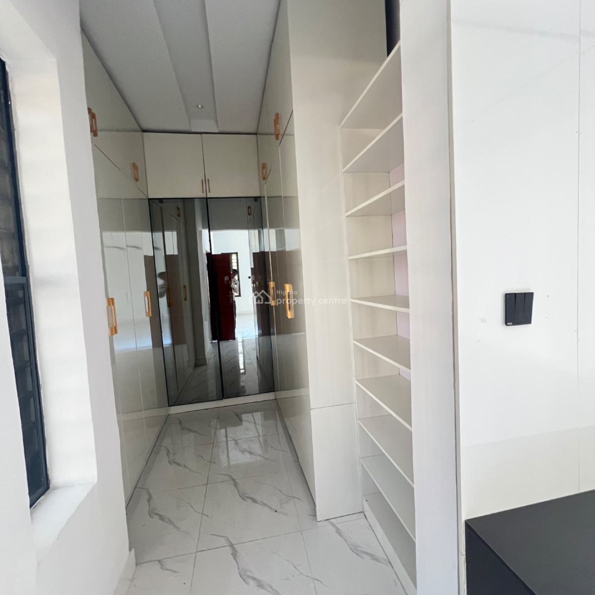 5 Bedroom & Bq, Ajah, Lagos, Detached Duplex for Sale