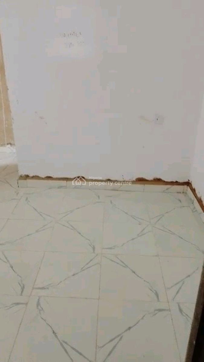 Newly Built Mini Flat, Off Pedro Road, Ladilak, Shomolu, Lagos, Mini Flat (room and Parlour) for Rent