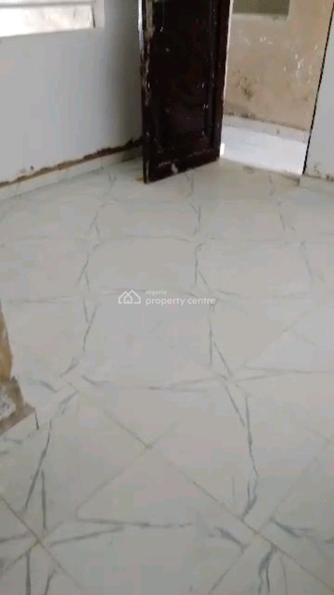 Newly Built Mini Flat, Off Pedro Road, Ladilak, Shomolu, Lagos, Mini Flat (room and Parlour) for Rent