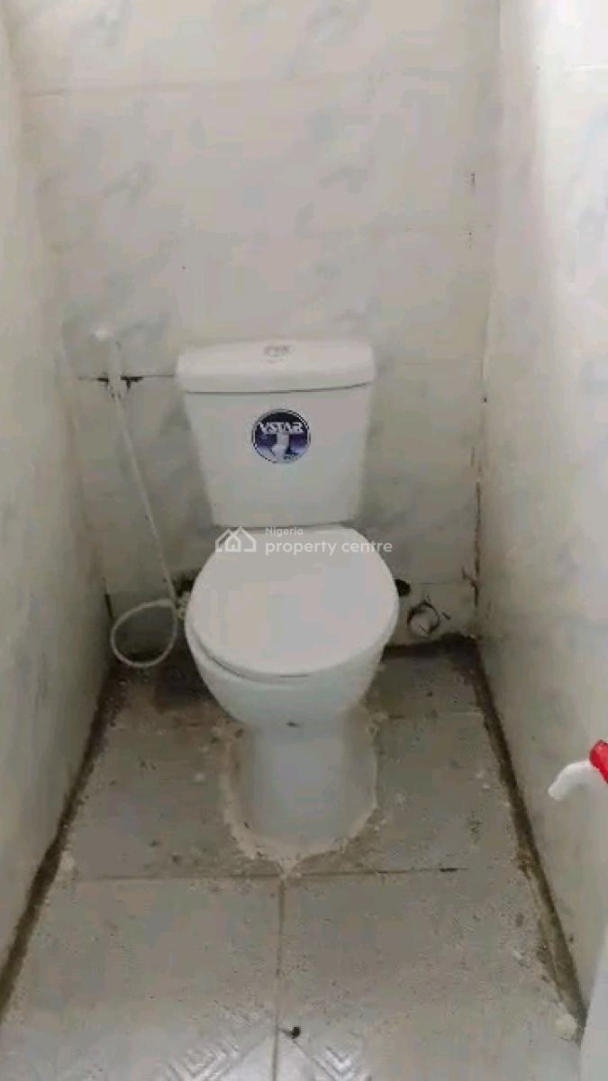 Newly Built Mini Flat, Off Pedro Road, Ladilak, Shomolu, Lagos, Mini Flat (room and Parlour) for Rent